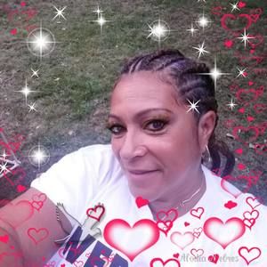 Meet your Posher, Esther